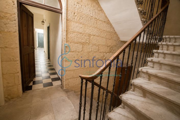 Image No.10-1 Bed Apartment for sale
