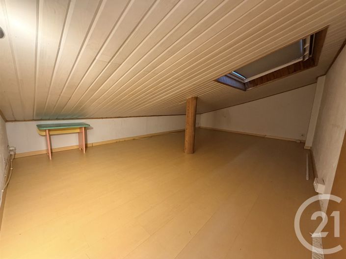 Image No.9-3 Bed Apartment for sale