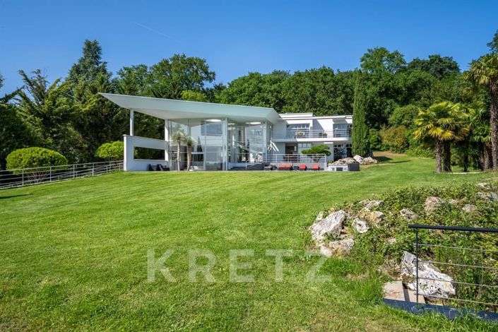 Image No.16-6 Bed House for sale