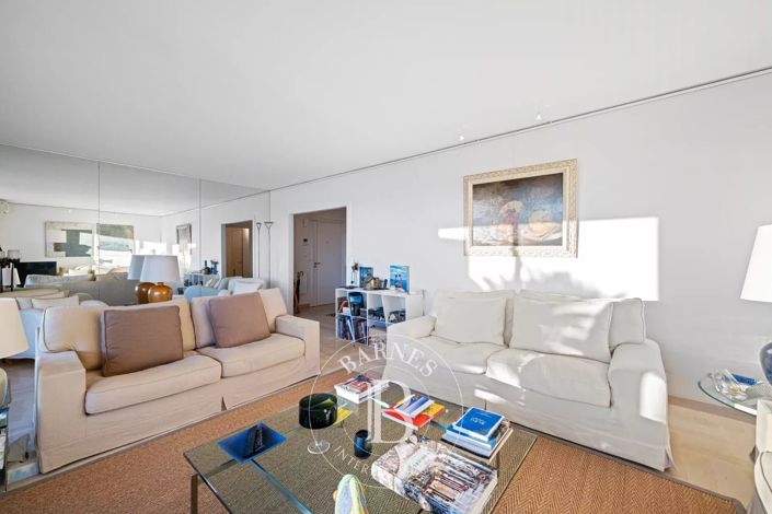 Image No.5-3 Bed Apartment for sale