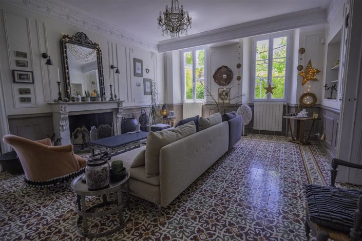 Image No.13-5 Bed House for sale