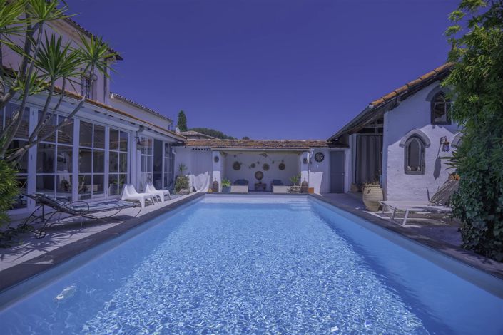 Image No.2-5 Bed House for sale