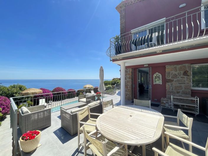Image No.16-4 Bed House for sale