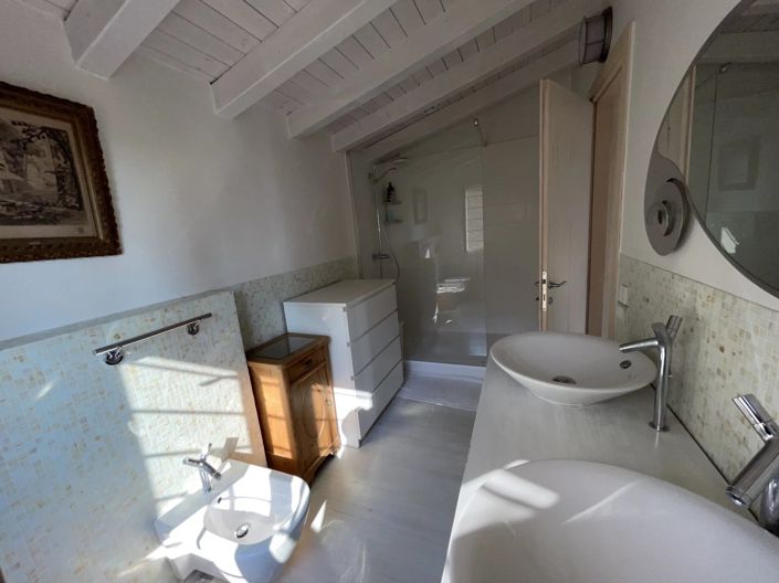 Image No.21-4 Bed House for sale