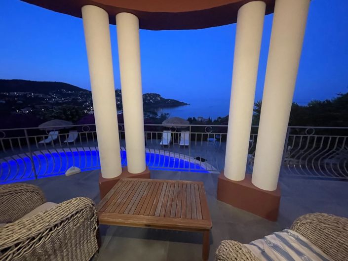 Image No.37-4 Bed House for sale
