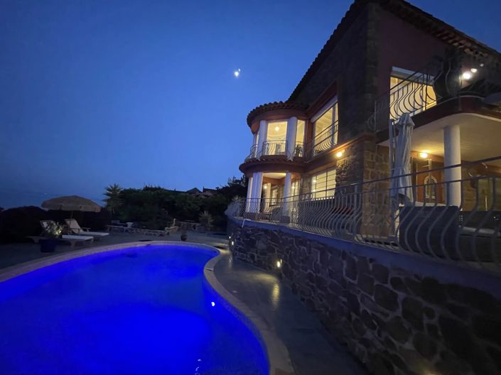 Image No.40-4 Bed House for sale