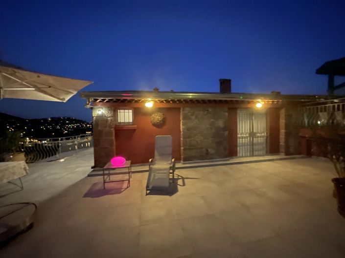 Image No.48-4 Bed House for sale
