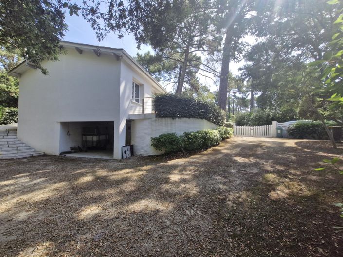 Image No.13-3 Bed House for sale