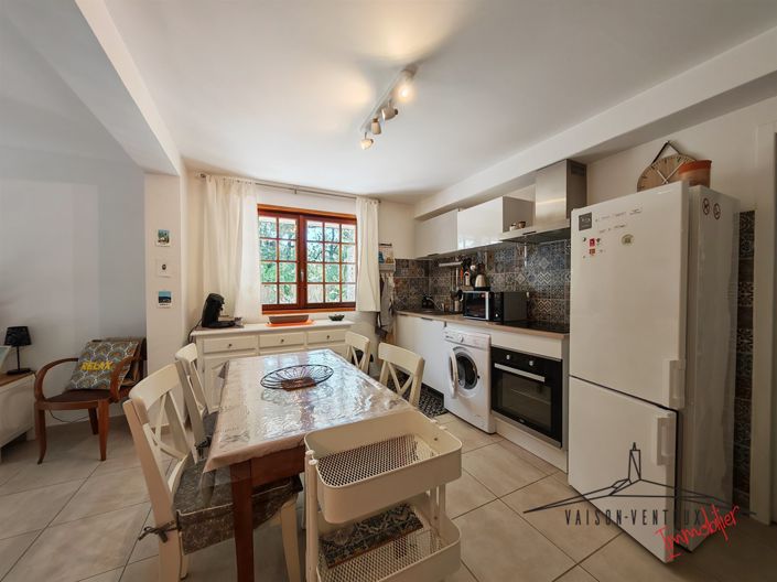 Image No.19-4 Bed House for sale