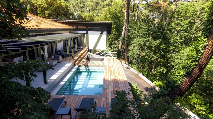 Image No.3-5 Bed House for sale