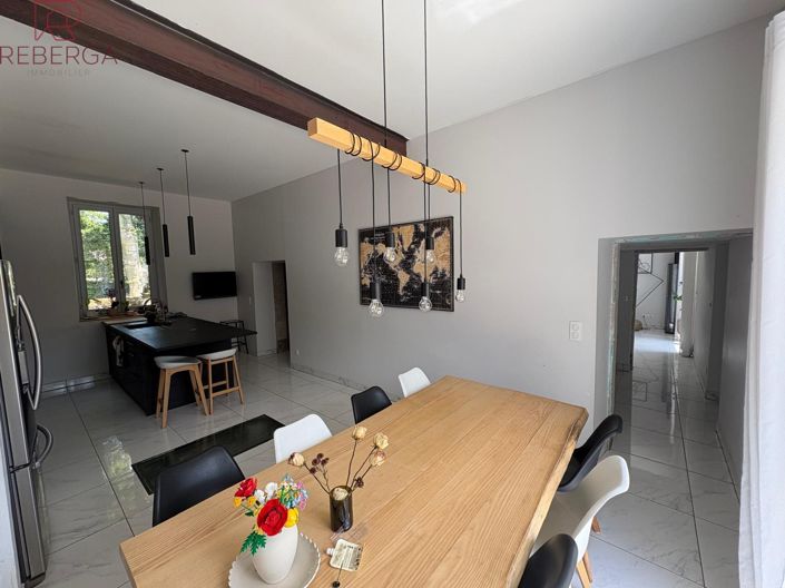 Image No.9-4 Bed House for sale