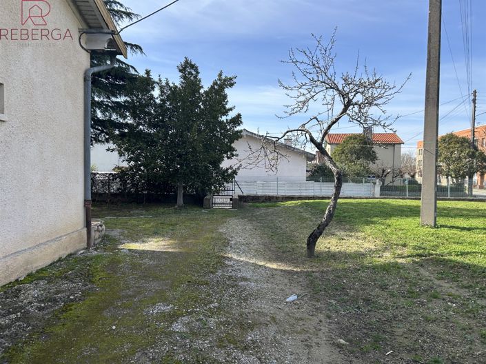 Image No.17-2 Bed House for sale