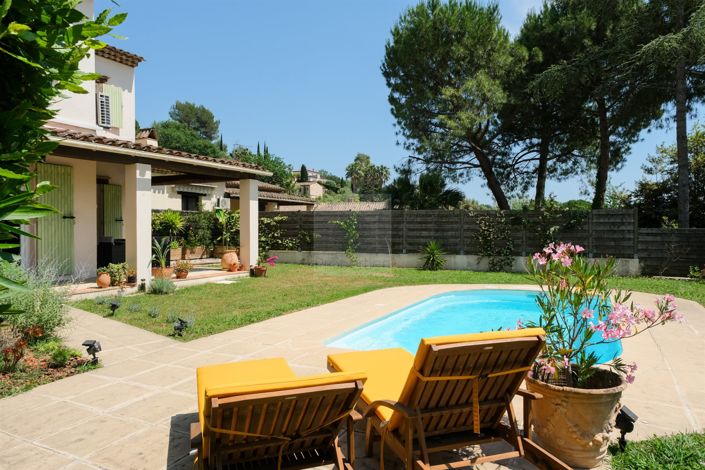 Image No.18-3 Bed House for sale