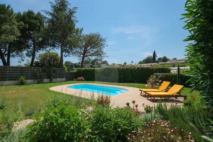 Image No.20-3 Bed House for sale