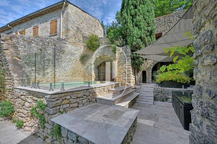 Image No.10-4 Bed House for sale