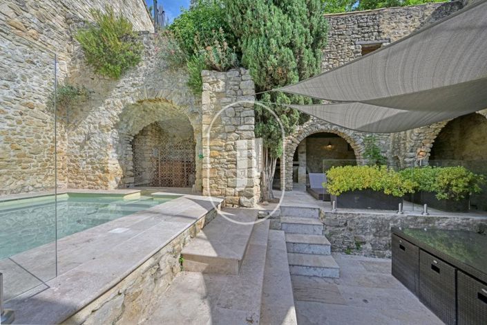 Image No.2-4 Bed House for sale