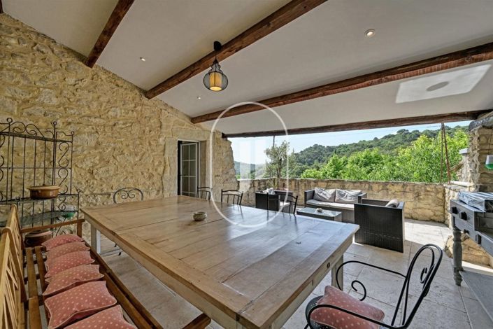 Image No.8-4 Bed House for sale