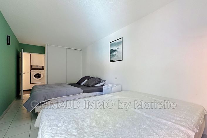 Image No.10-1 Bed Apartment for sale
