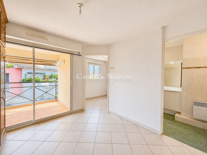 Image No.13-3 Bed Apartment for sale