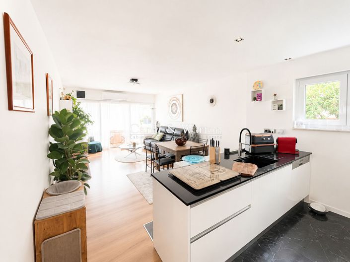 Image No.3-2 Bed Apartment for sale