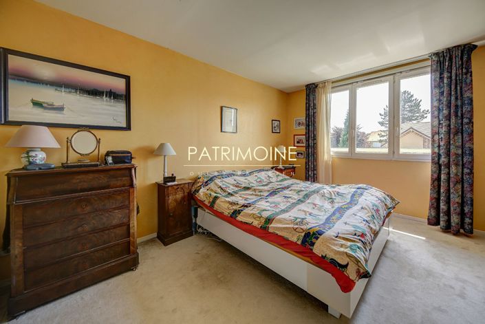 Image No.12-Propriété de 6 chambres à vendre à Le Vésinet