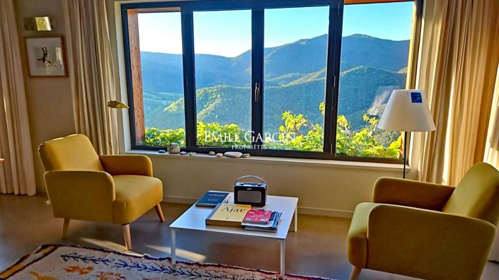 Image No.7-5 Bed House for sale
