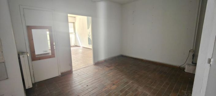 Image No.6-House for sale