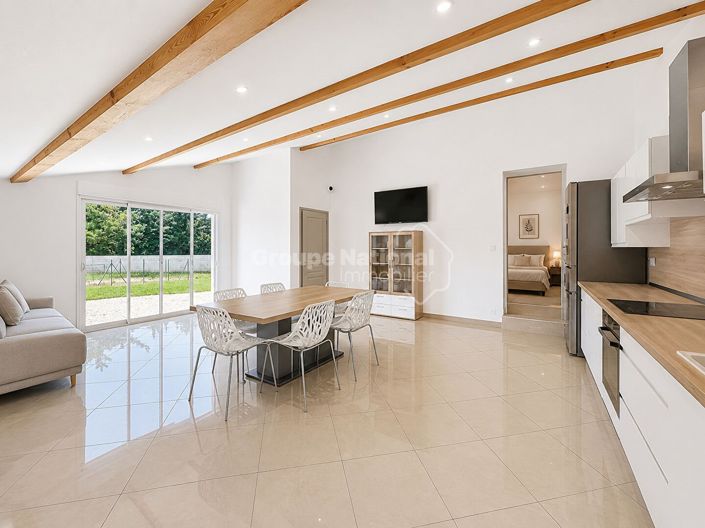 Image No.8-3 Bed House for sale