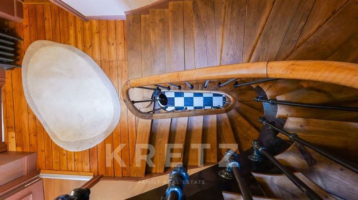 Image No.25-5 Bed Property for sale