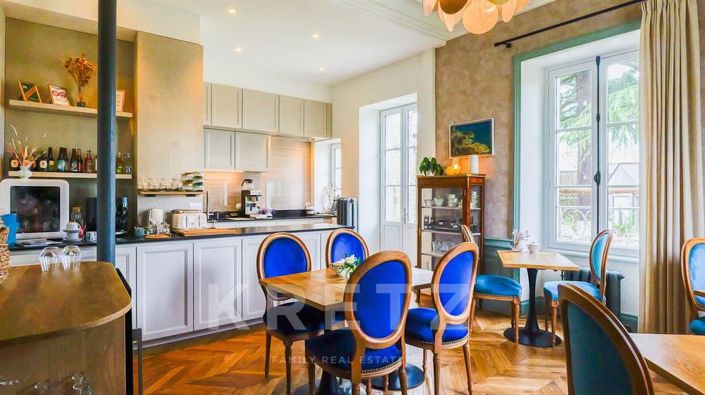Image No.8-5 Bed Property for sale