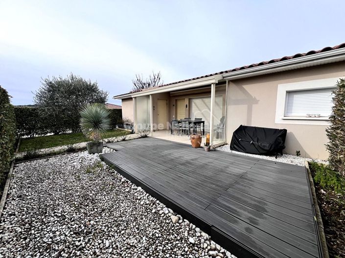 Image No.5-2 Bed House for sale