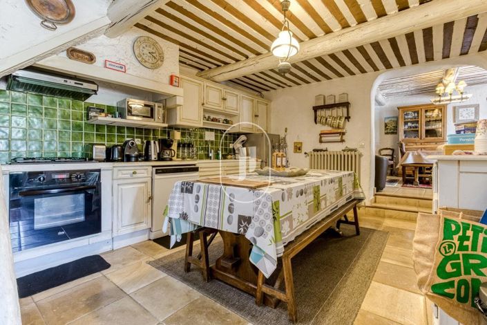 Image No.5-7 Bed House for sale