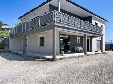 1 - Aubenas, Maison