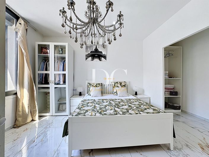Image No.16-3 Bed House for sale