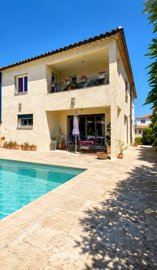 1 - Uzès, House