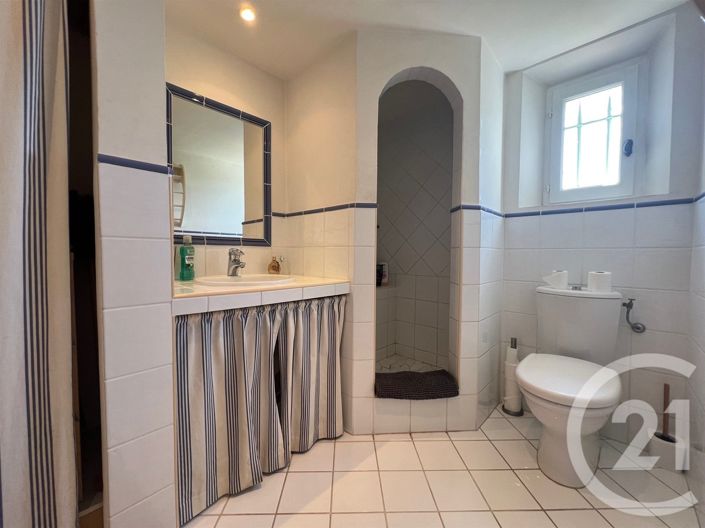 Image No.21-7 Bed House for sale