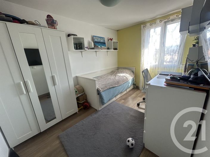 Image No.6-4 Bed House for sale