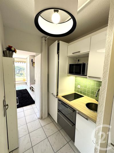 Image No.2-Appartement de 1 chambre à vendre à Saint-Tropez
