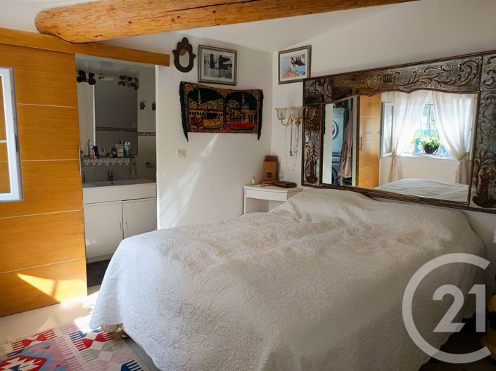 Image No.3-3 Bed House for sale
