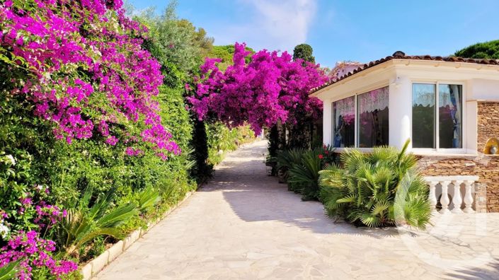 Image No.4-3 Bed House for sale