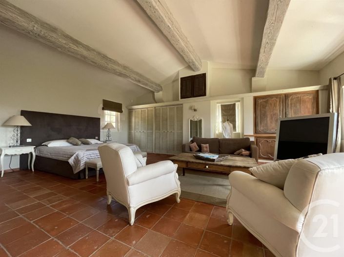 Image No.14-6 Bed House for sale