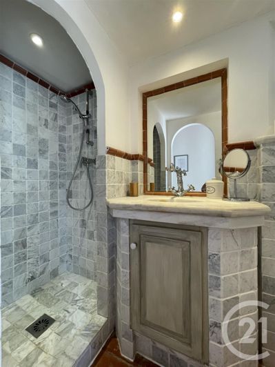 Image No.23-6 Bed House for sale