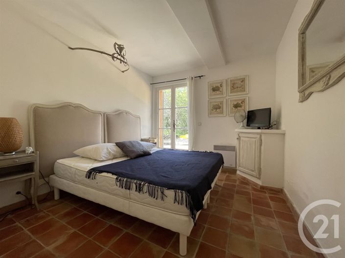 Image No.27-6 Bed House for sale