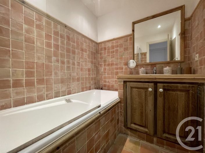 Image No.29-6 Bed House for sale