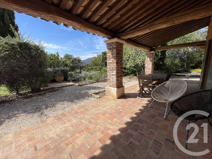 Image No.30-6 Bed House for sale