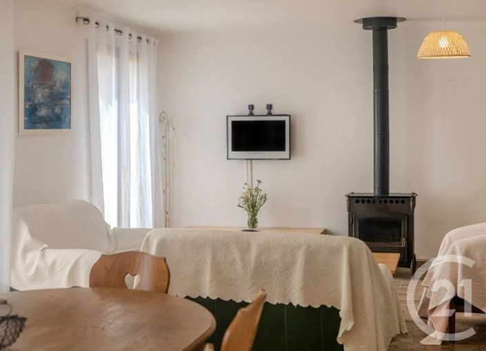 Image No.27-8 Bed House for sale