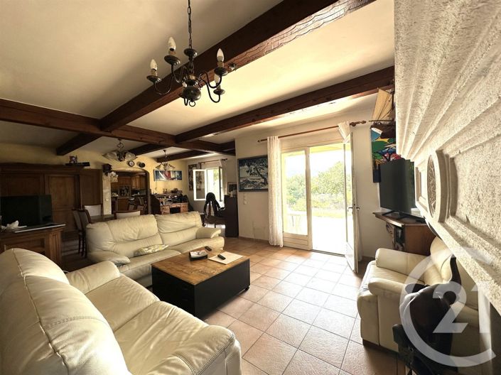 Image No.9-8 Bed House for sale