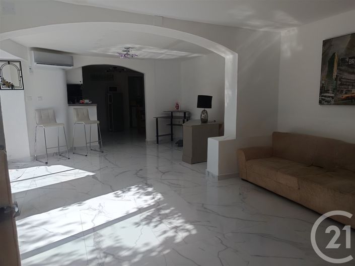 Image No.7-6 Bed House for sale