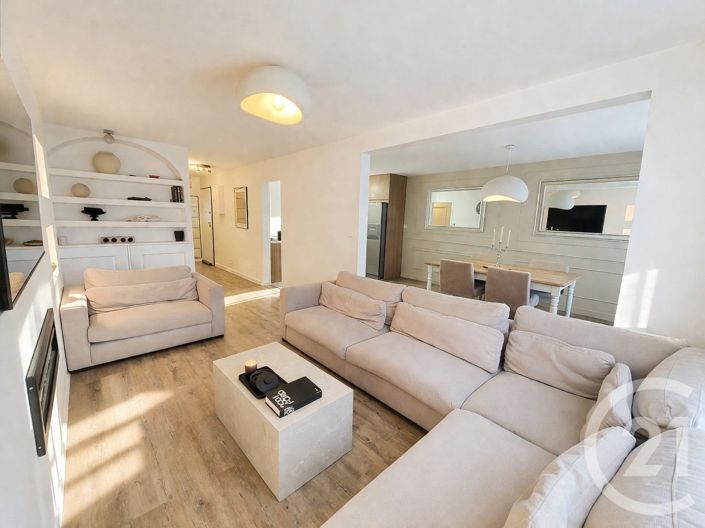 Image No.2-Appartement de 3 chambres à vendre à Cogolin