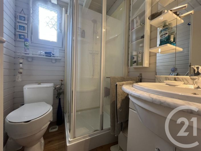 Image No.9-3 Bed House for sale